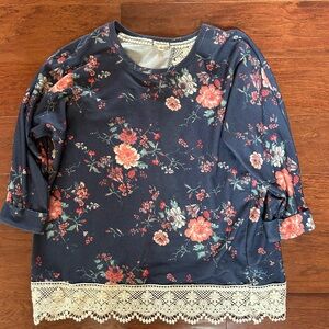 Eyeshadow Navy Floral Blouse with Lace Hem